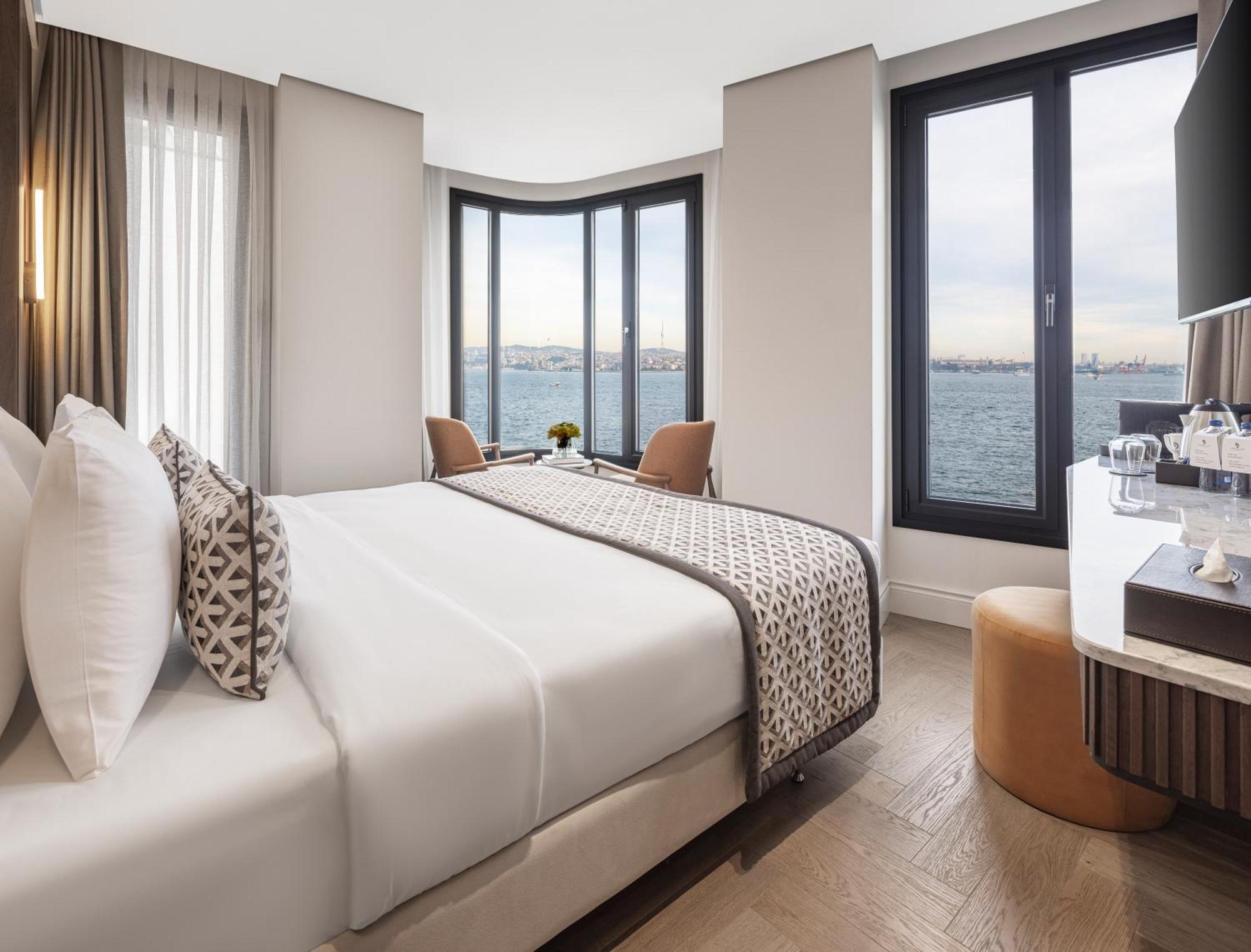 Dream Inn Karakoey Bosphorus Istanbul Exterior photo